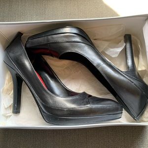 9 west heels new in box